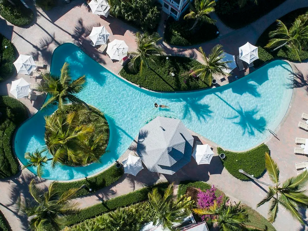 Ocean Club West 533 Aparthotel Grace Bay