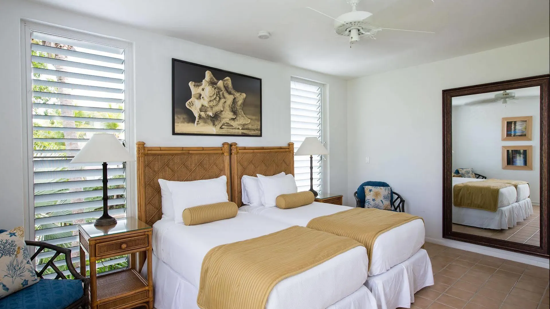 Ocean Club West 533 Aparthotel Grace Bay 4*,  Islas Turks y Caicos