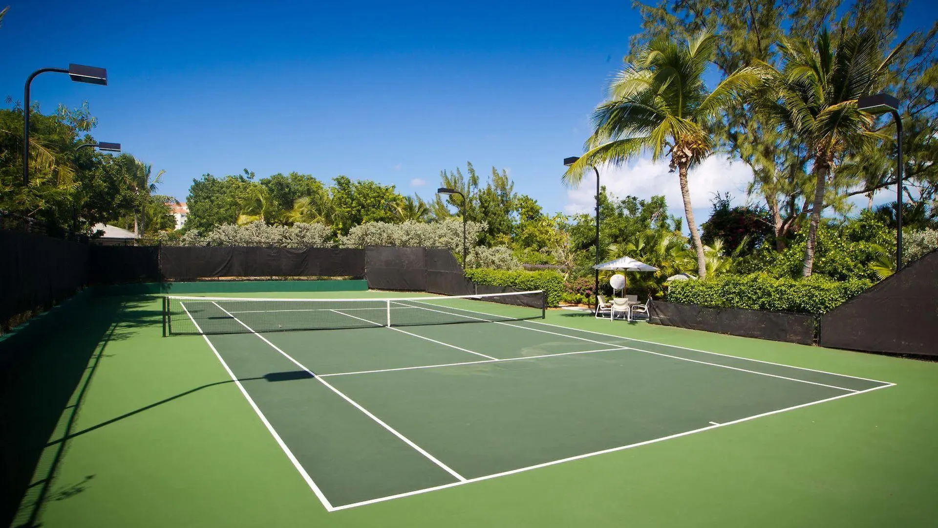 Ocean Club West 533 Aparthotel Grace Bay